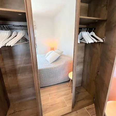 Lidersol, Block 1, 8-b Apartamento